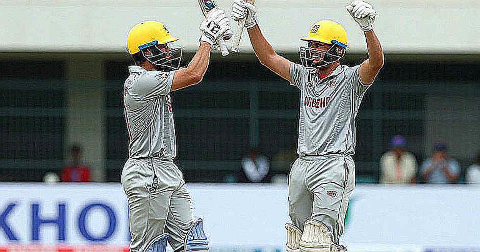 Durban's New Ball and Nortje's Body: South Africa's Red-Ball Workload Gamble Durban's New Ball and Nortje's Body: South Africa's Red-Ball Workload Gamble