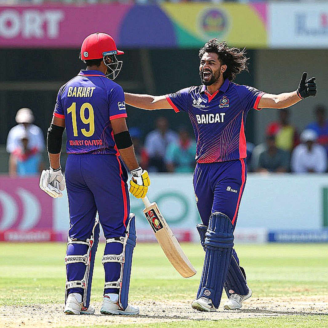 সকালের বিদায়, রাতের অভিষেক: ভারতীয় নারী ক্রিকেটের নীরব ক্ষমতা-হস্তান্তর
