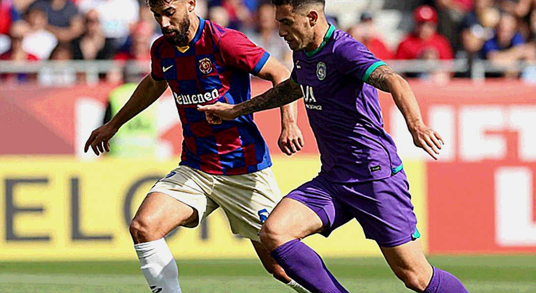 Blockchain Technology Revolutionizing Football Industry: From Ticketing to Transfers Blockchain Technology Revolutionizing Football Industry: From Ticketing to Transfers