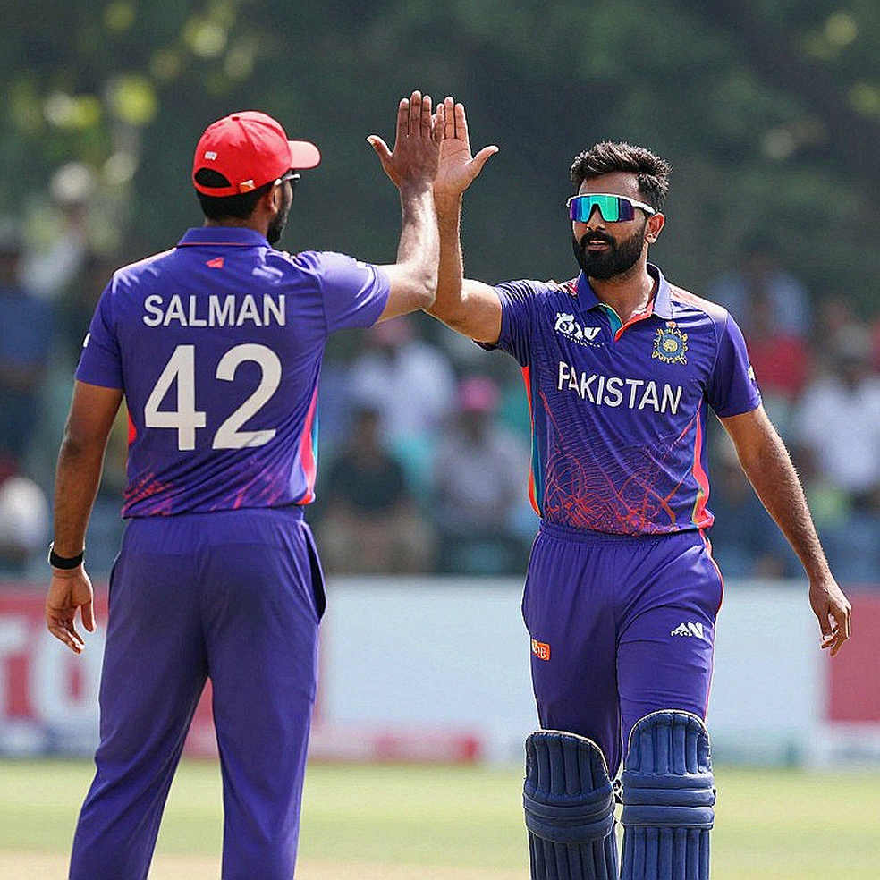 চেইনে বাঁধা ক্লোজিং লাইন: ক্রিকেটের অন-চেইন বাজারে তারল্য, তারতম্য ও ফাঁদের হিসাব চেইনে বাঁধা ক্লোজিং লাইন: ক্রিকেটের অন-চেইন বাজারে তারল্য, তারতম্য ও ফাঁদের হিসাব