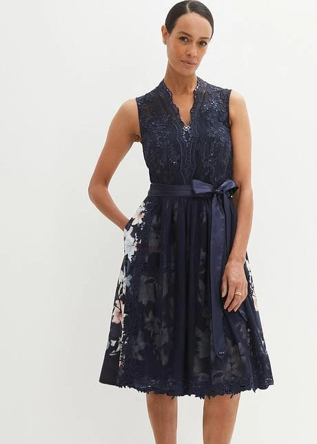 Dirndl Avec Broderie Et Jupe En Velours (Ens. 2 Pces.) 2 Dirndl Avec Broderie Et Jupe En Velours (Ens. 2 Pces.) - Afbeelding 2