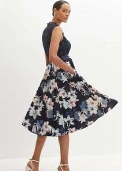 Dirndl Avec Broderie Et Jupe En Velours (Ens. 2 Pces.) 8 Dirndl Avec Broderie Et Jupe En Velours (Ens. 2 Pces.) -Libre Mode Winkel 23104506 iIBc2bd6