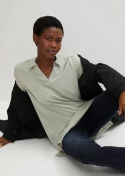 T-shirt Polo Long En Punto Di Roma Avec Fentes Latérales Pour Une Plus Grande Liberté De Mouvement. 14 T-shirt Polo Long En Punto Di Roma Avec Fentes Latérales Pour Une Plus Grande Liberté De Mouvement. -Libre Mode Winkel 23213682 0Bulm1y6